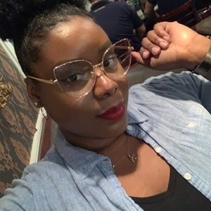 Meet your Posher, Kendria